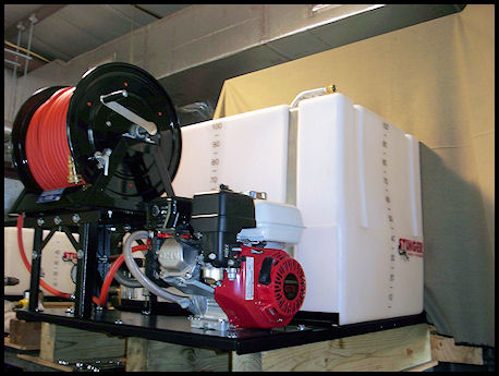 Stinger Sprayers 100 Gallon Gasoline Manual Reel unit